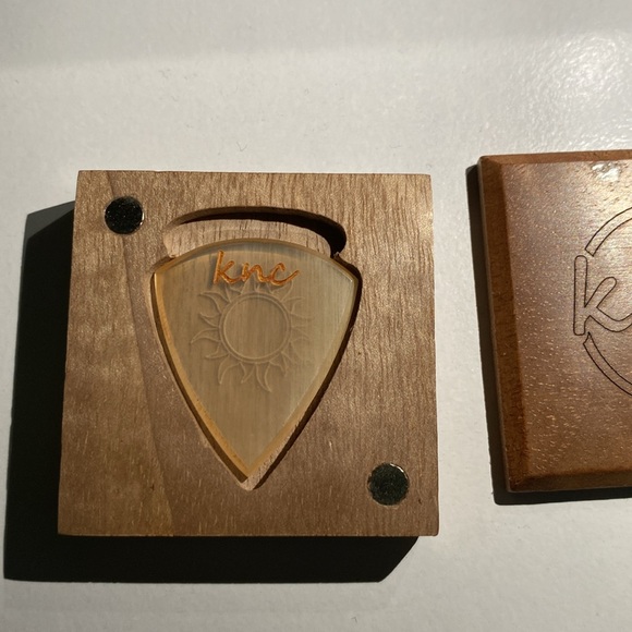 Knc picks - Picture 3 of 4